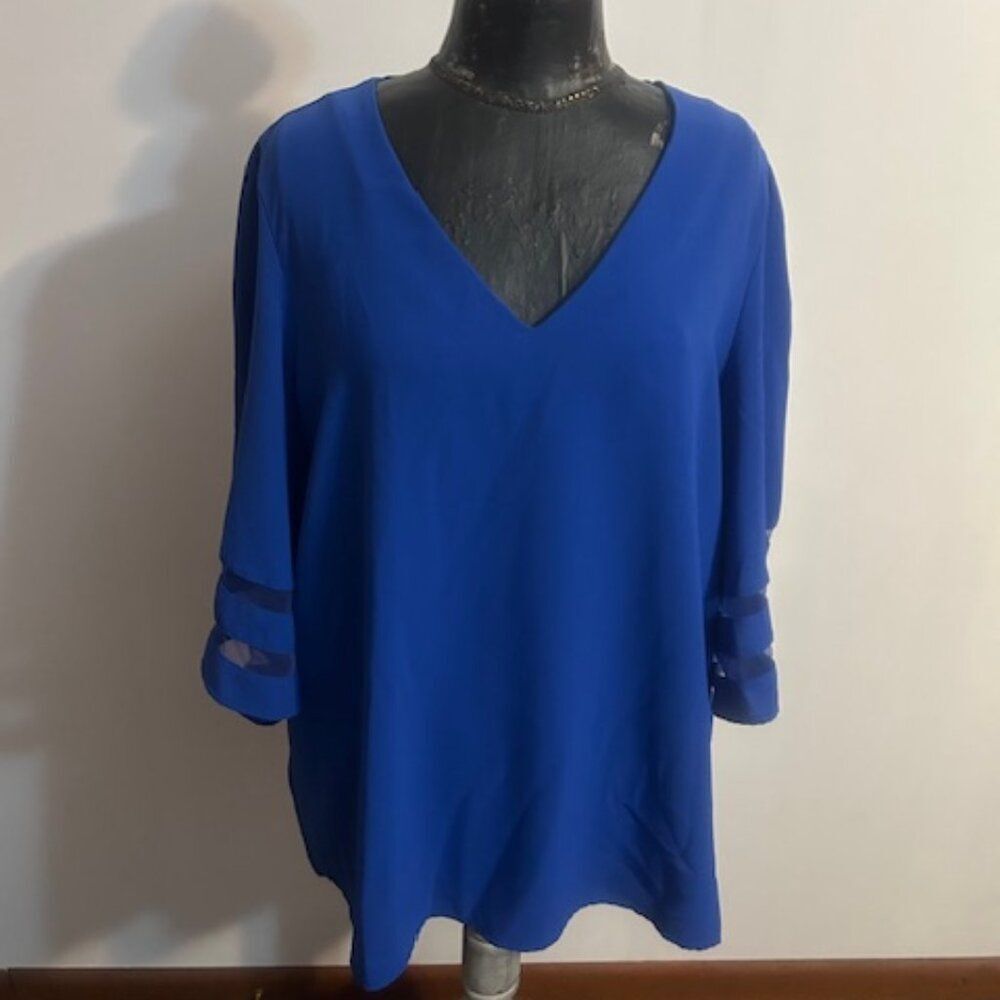 Royal Blue V-neck 3/4 bell sleeves top, size XXL